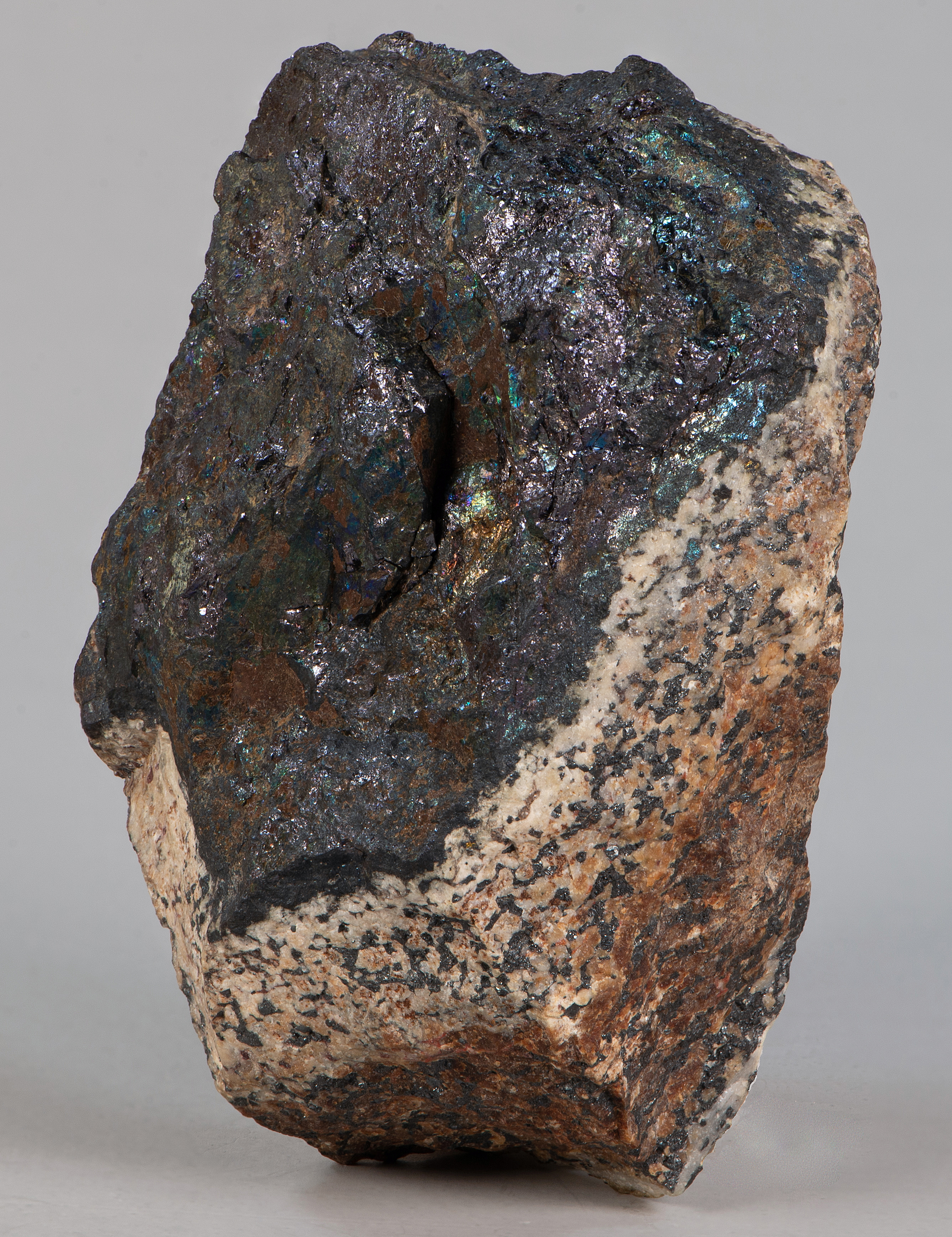 Massive bornite, minor chalcopyrite, franklinite-willemite-calcite ore, Franklin mine, Franklin NJ