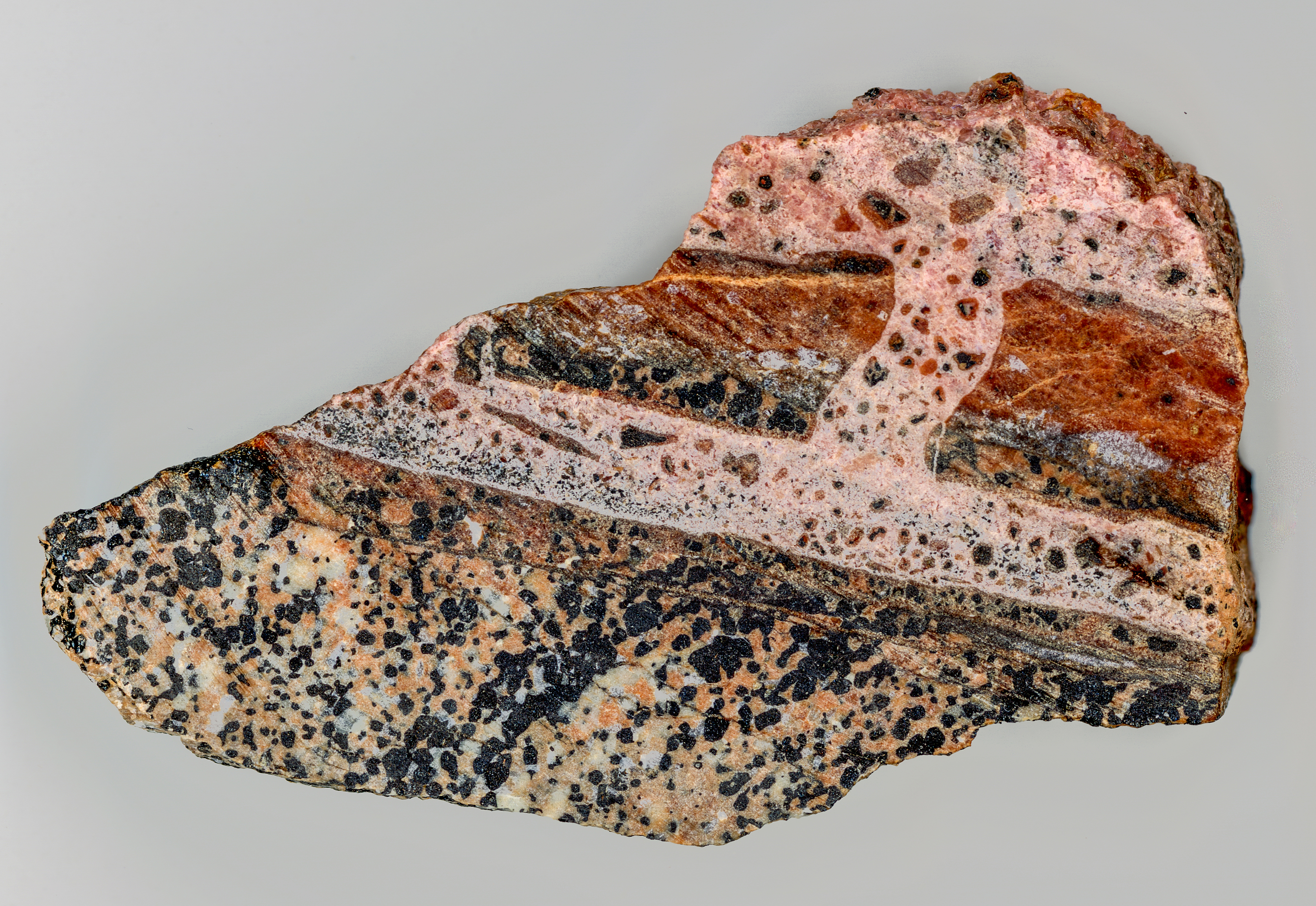 SCH2, type II schallerite veins, pink rhodonite, franklinite-willemite ore, Franklin mine, Franklin NJ